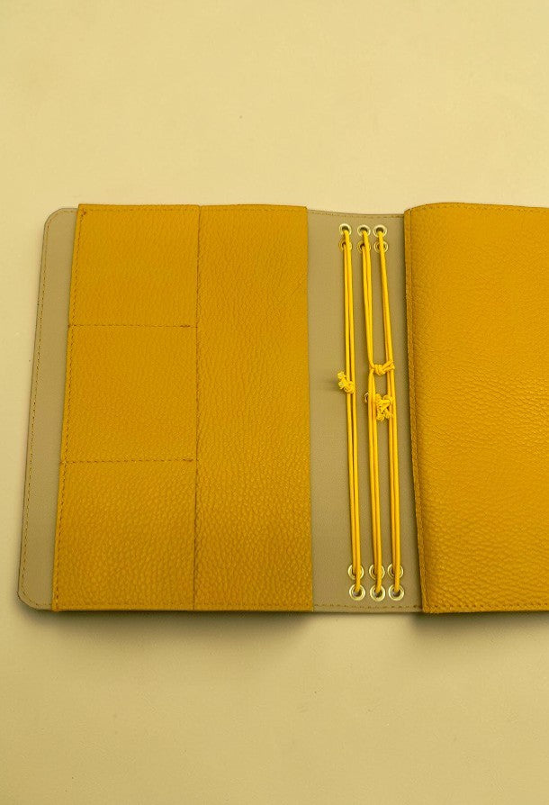 copertina agenda a5 pelle curry martellata e crosta alosbag carte