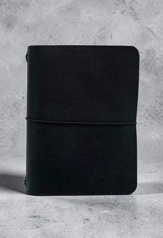 copertina agenda a5 pelle nera goffata