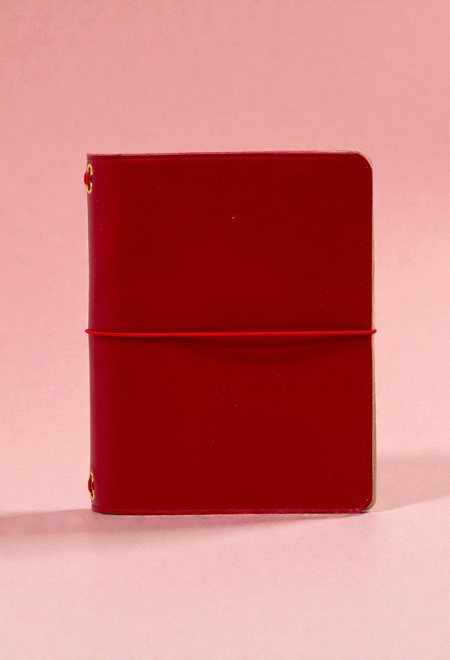 journal Cover A5 Slim in pelle color ciliegia e interno in crosta scamosciata naturale Alosbag