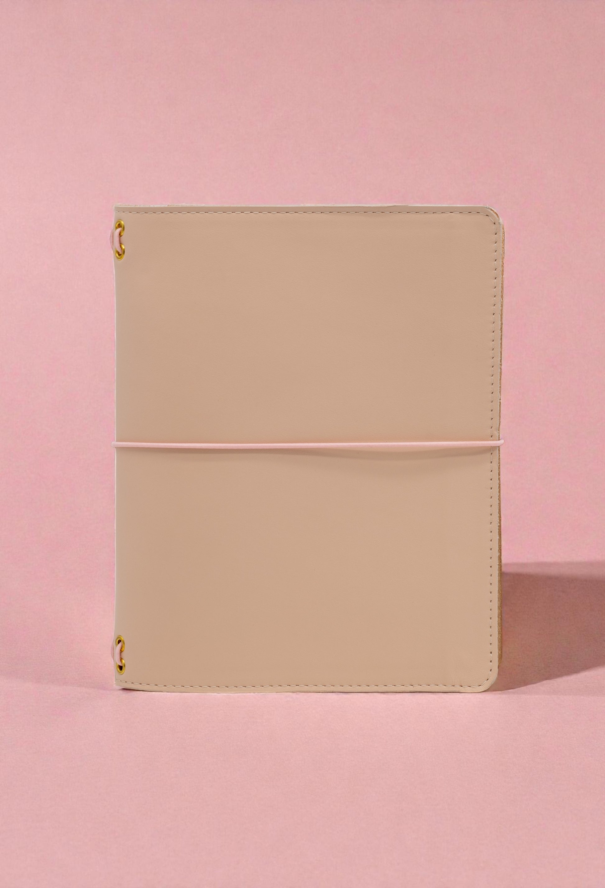 journal Cover A5 Slim in pelle color cipria e interno in crosta scamosciata naturale Alosbag