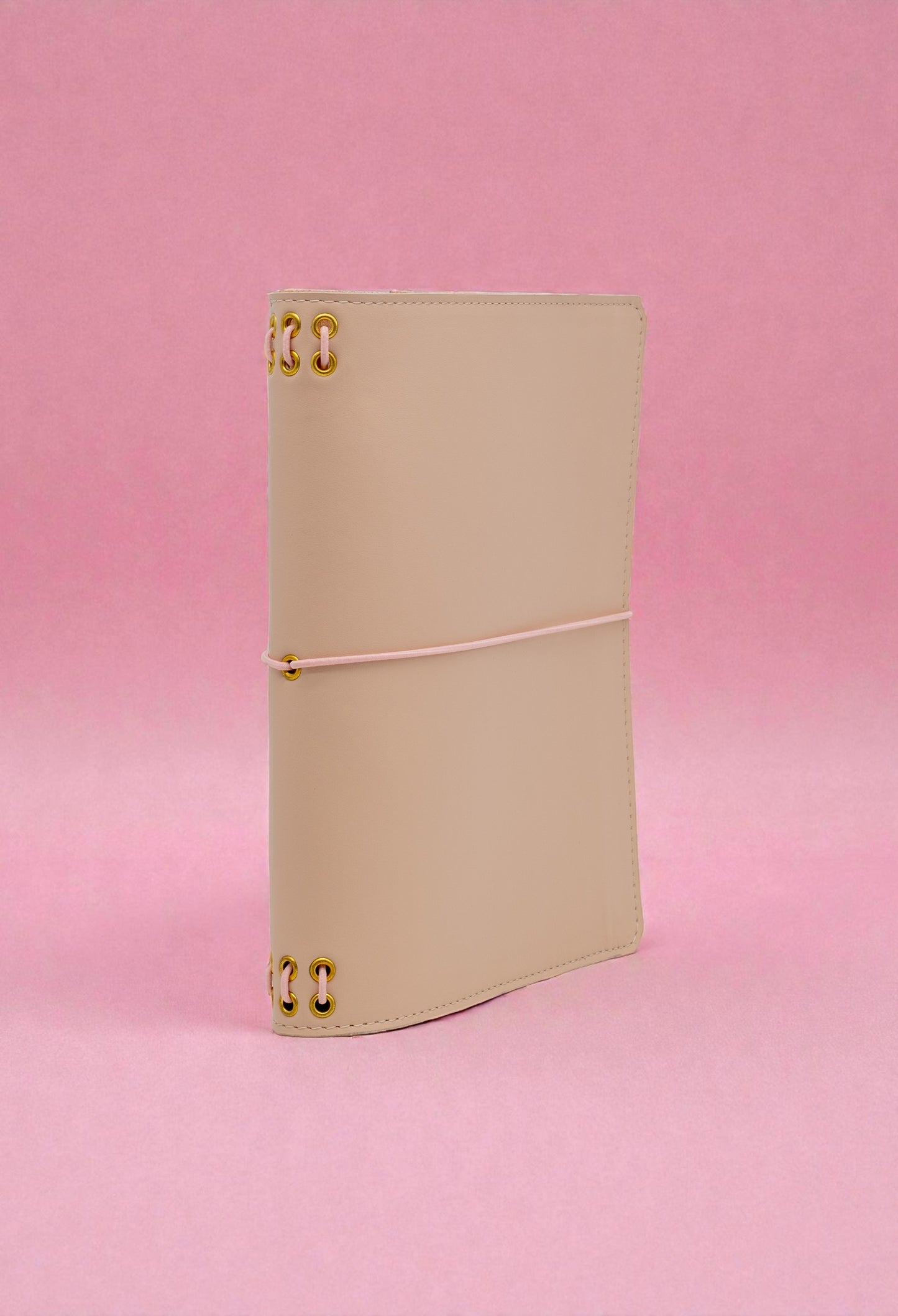 journal Cover A5 Slim in pelle color cipria e interno in crosta scamosciata naturale Alosbag dettaglio