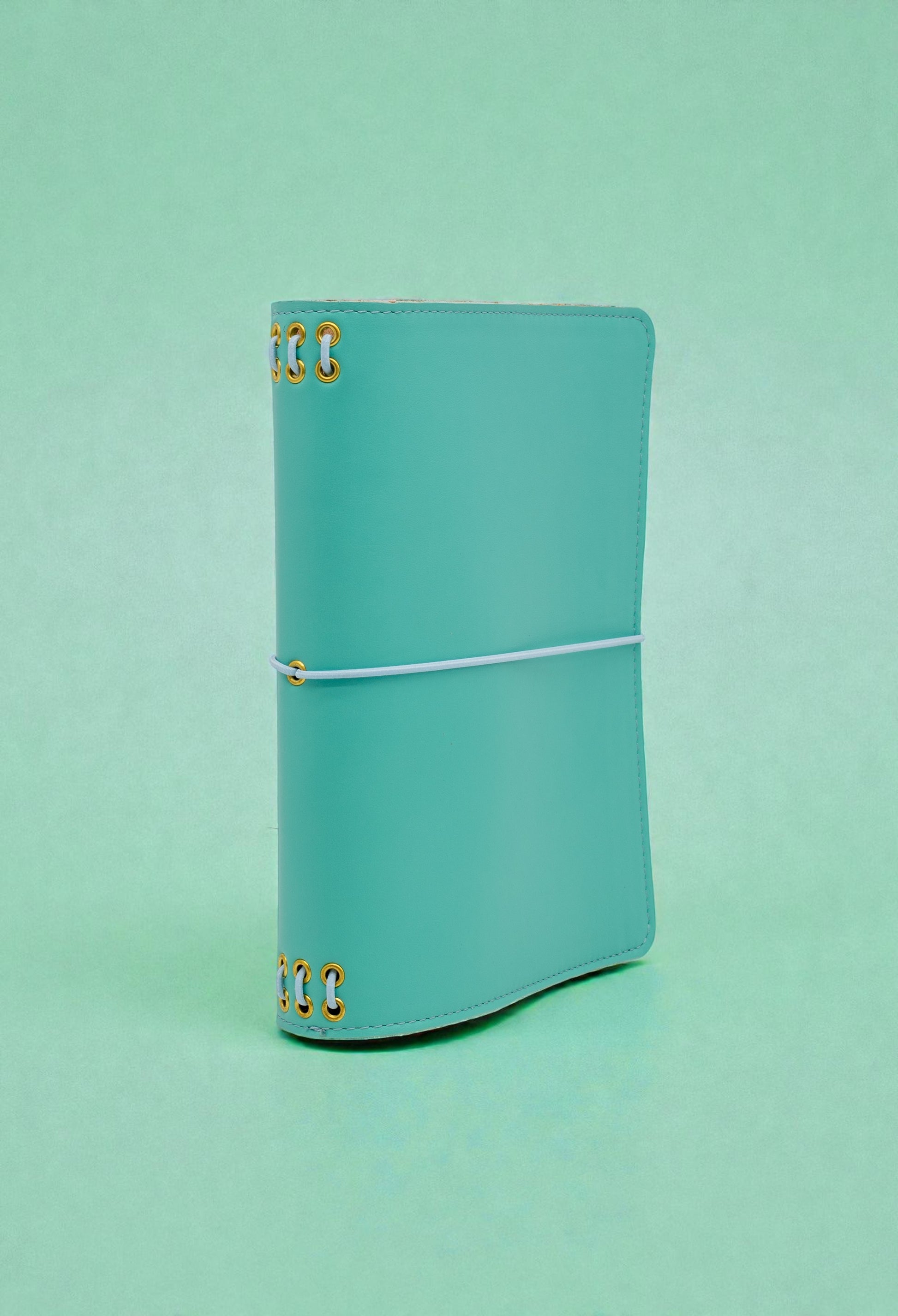 journal cover a5 slim in pelle liscia azzurra e interno in crosta scamosciata naturale alosbag