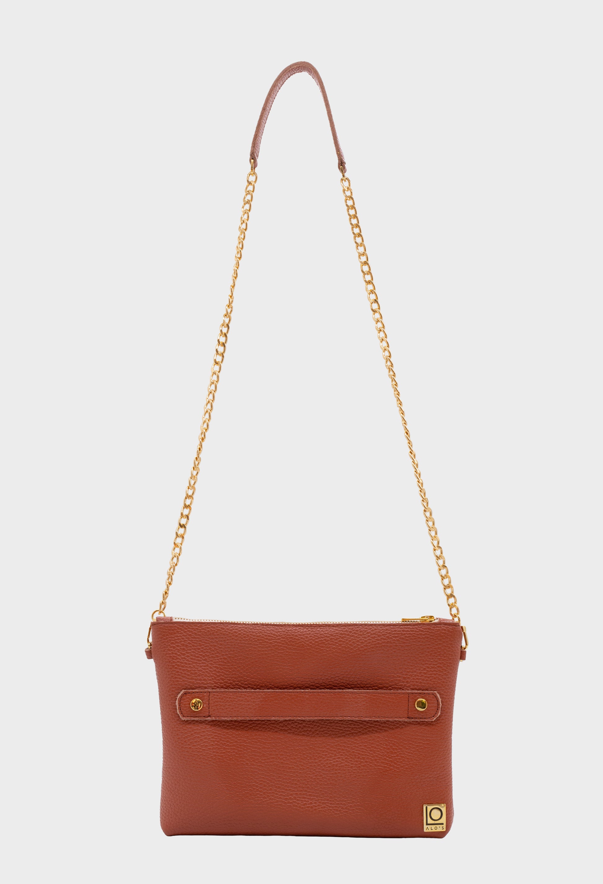 pochette marrone a tracolla artigianale in pelle cuoio lilith macis