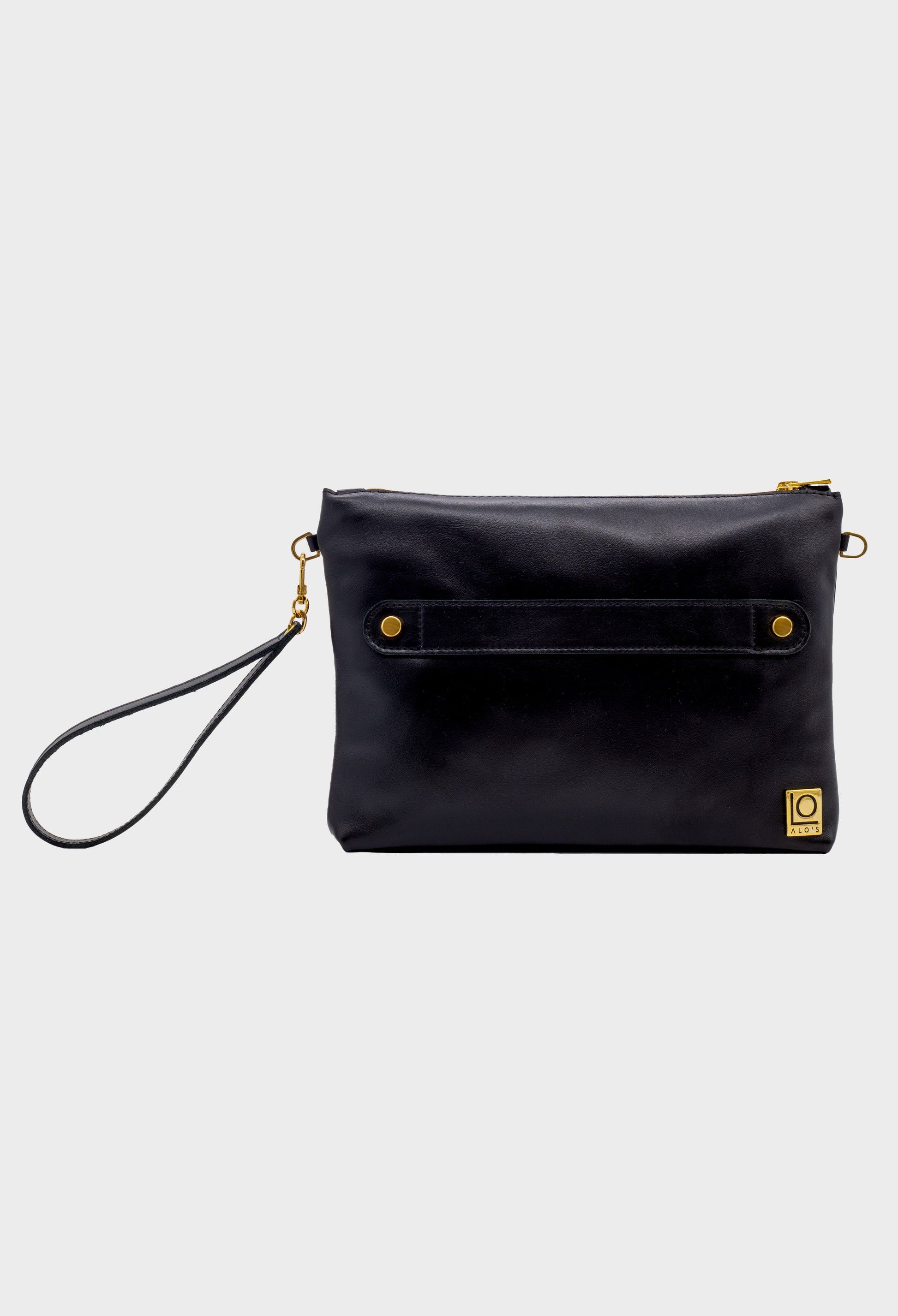 pochette nera artigianale in pelle liscia made in italy borsa a mano con braccialetto