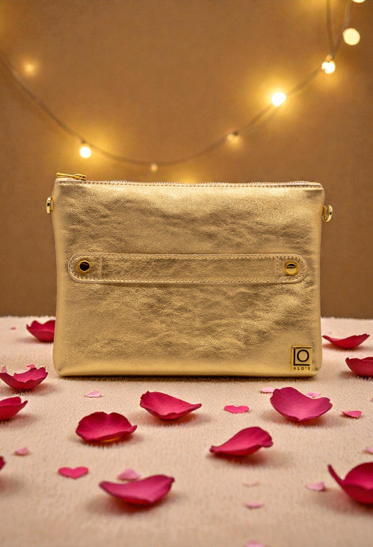 pochette oro artigianale in pelle laminata made in italy