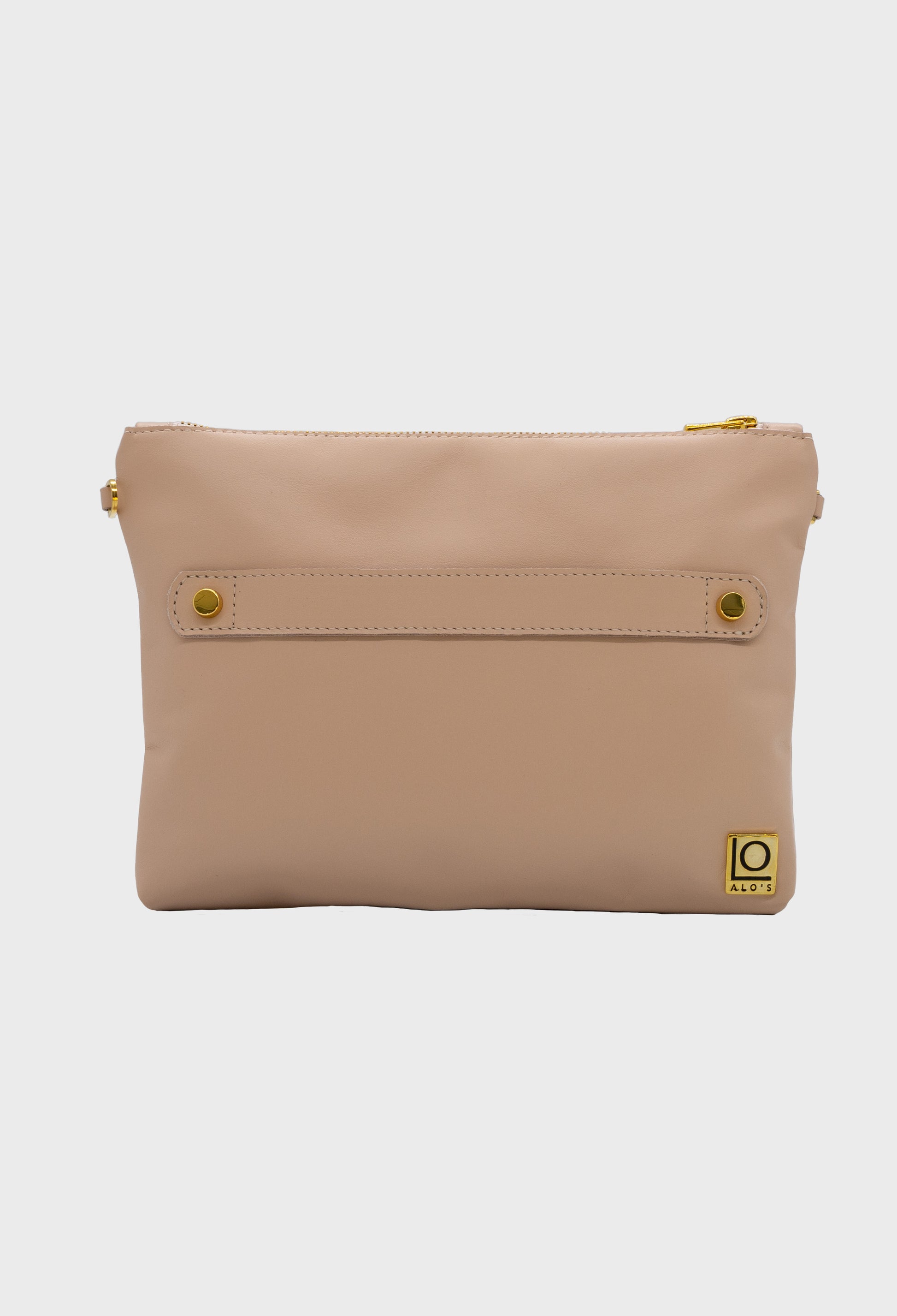 pochette rosa artigianale in pelle color cipria made in italy dettaglio borsa a mano